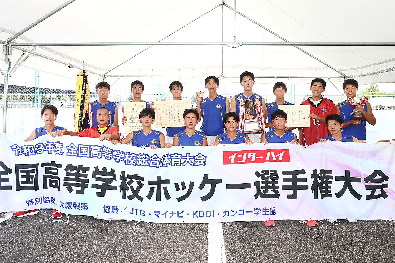 優勝・福井県立丹生高等学校 (連覇・5回目)