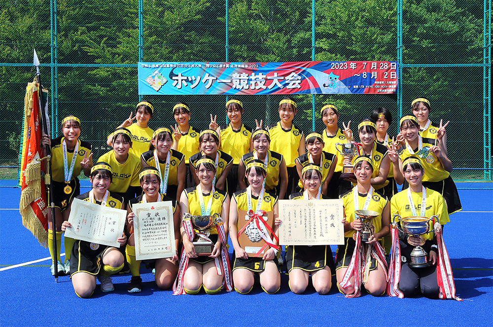 優勝・福井県立丹生高等学校 (連覇・8回目)