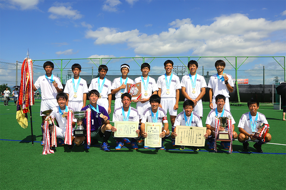 優勝・天理高等学校（連覇・7回目）